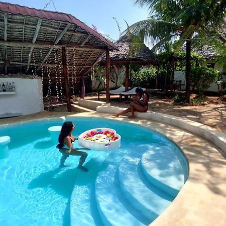 Mawimbi Bungalows Nungwi Exterior foto