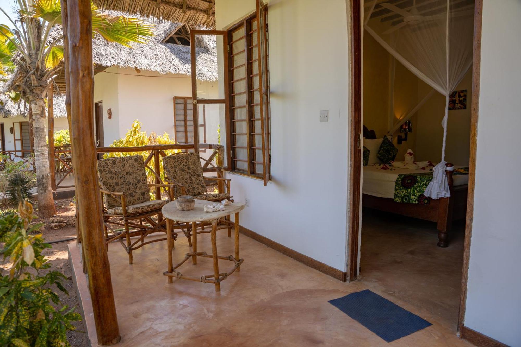 Mawimbi Bungalows Nungwi Exterior foto