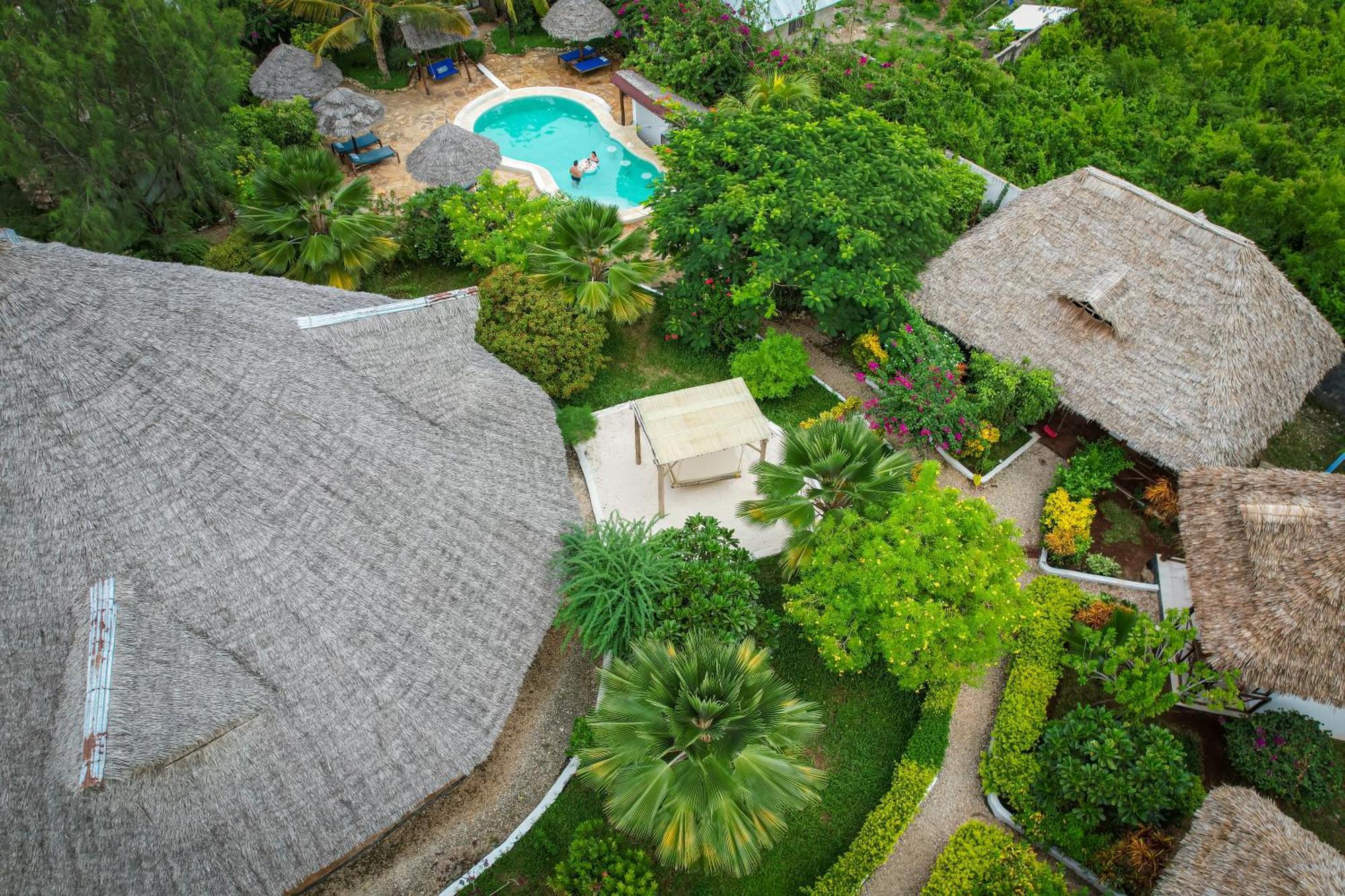 Mawimbi Bungalows Nungwi Exterior foto