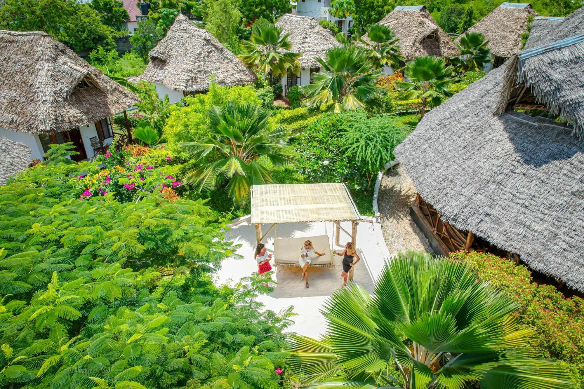 Mawimbi Bungalows Nungwi Exterior foto
